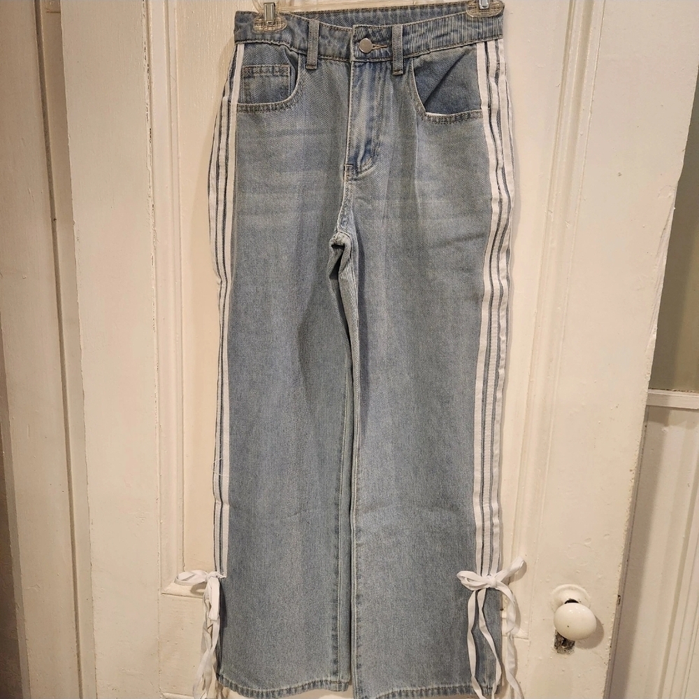 Light Blue Wide-Leg Jeans with White Stripes